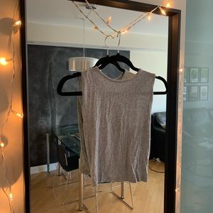 🏳️‍🌈 3/$20 Fashionnova tank top